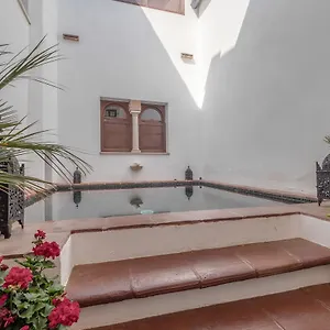 Apartasuites Alberca Deluxe Córdova